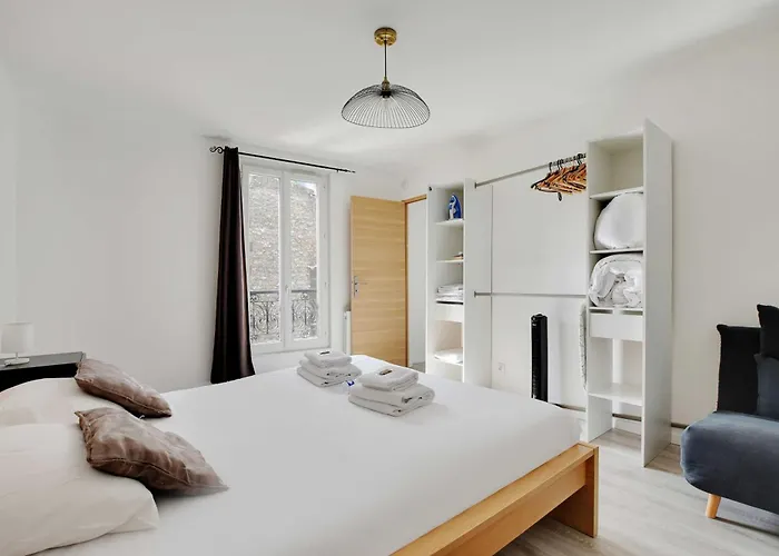 Authentic - 1br 5p - La